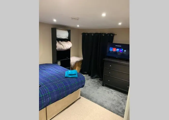 A Cosy Clean Ground Floor Flat Close To Town Centre
