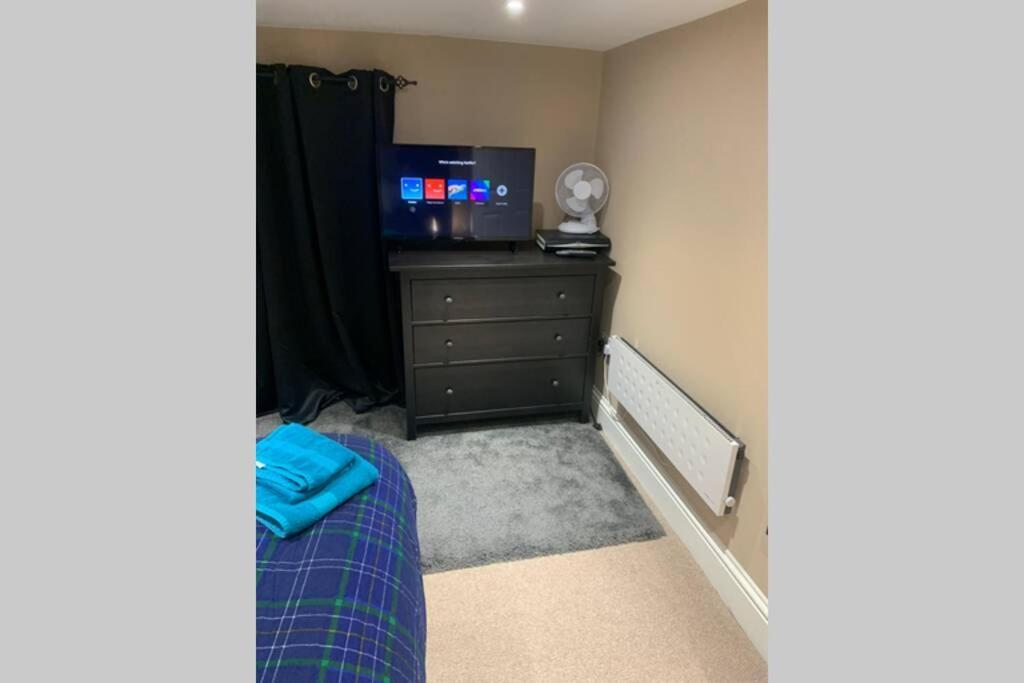 A Cosy Clean Ground Floor Flat Close To Town Centre Appartement